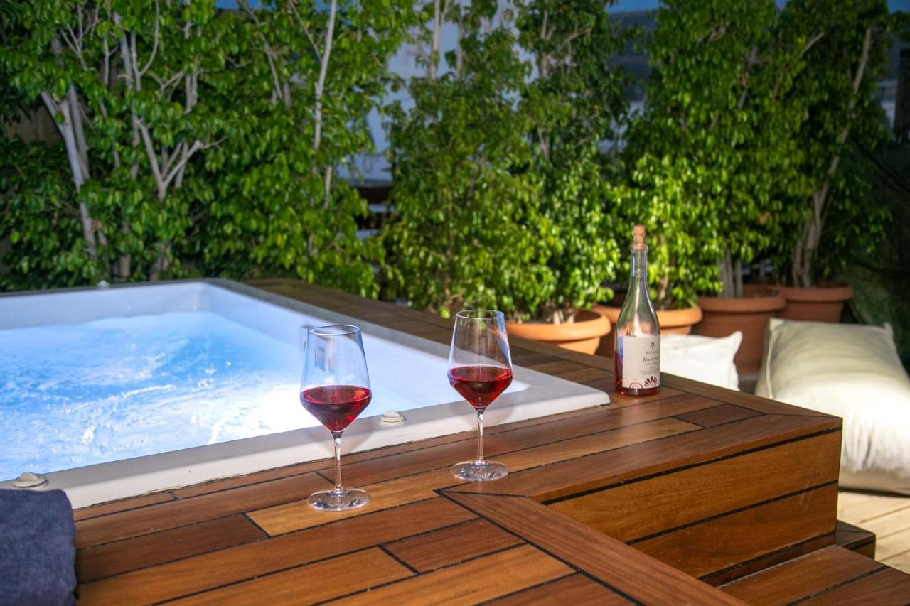 Apartmán Beautiful Penthouse In Athens With Outside Jacuzzi Exteriér fotografie